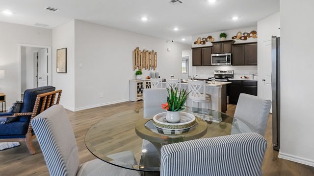 3102 Charleston Drive, Ennis, TX 75119