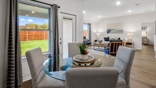 3102 Charleston Drive, Ennis, TX 75119