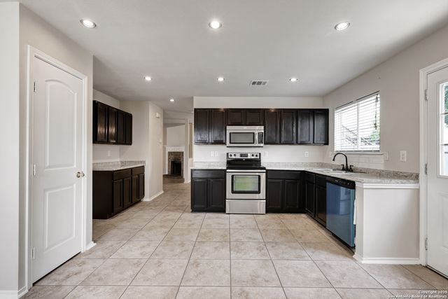 12646 MOON STRM, San Antonio, TX 78253