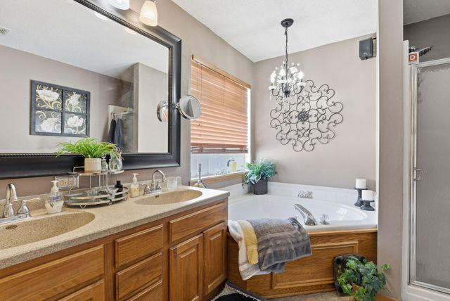 10403 W Hayden Ct, Wichita, KS 67209