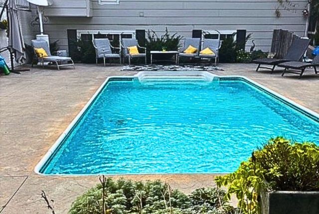 10403 W Hayden Ct, Wichita, KS 67209