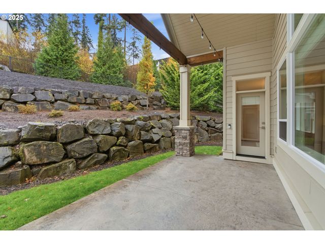 3228 Nw HOOD Ct, Camas, WA 98607