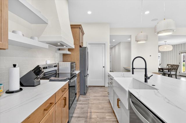 1340 S Wilder Trail, Republic, MO 65738