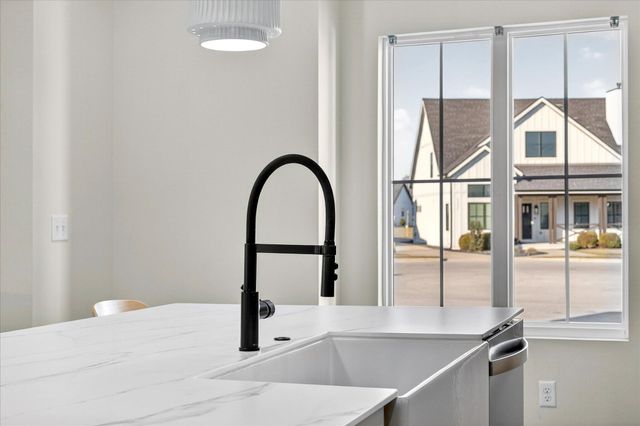 1340 S Wilder Trail, Republic, MO 65738