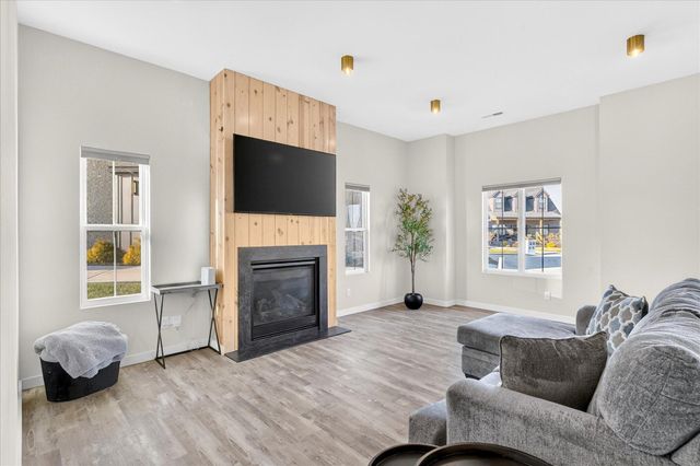 1340 S Wilder Trail, Republic, MO 65738