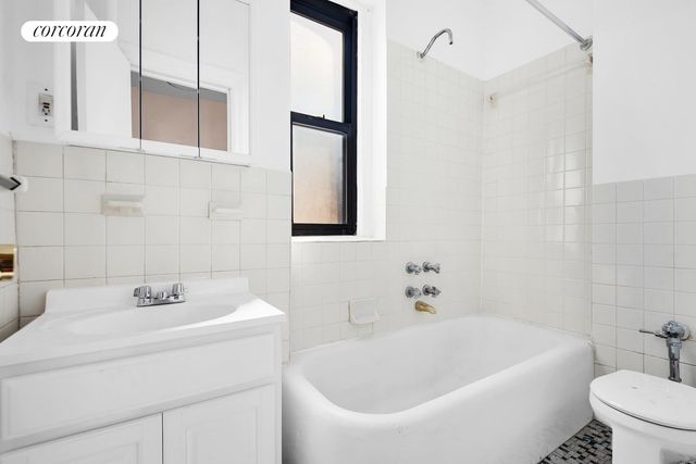 185 E 163RD Street B2, New York City, NY 10451