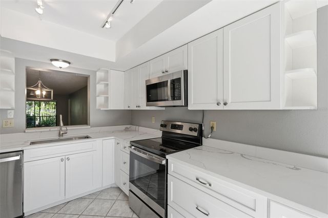 3163 LANDMARK DRIVE 615, Clearwater, FL 33761