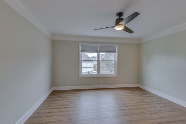 2167 Oak Hill Dr, Murfreesboro, TN 37130
