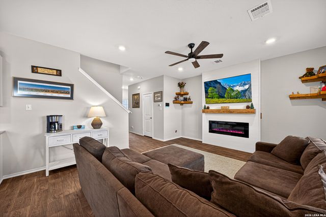 6307 Embankment, San Antonio, TX 78252