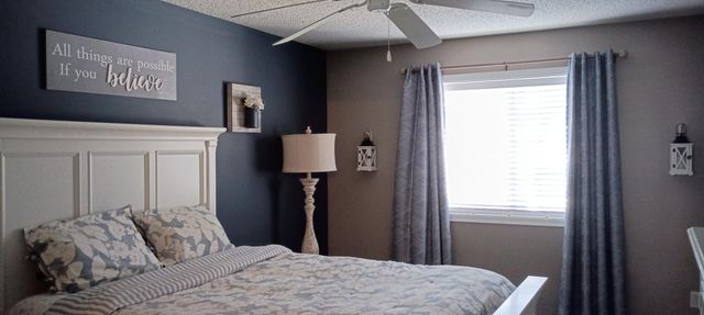 6879 Pine Crest Trail S, Cottage Grove, MN 55016