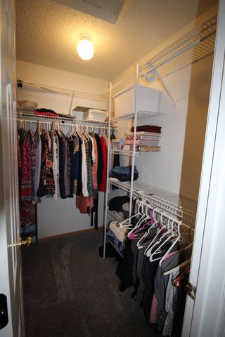 6879 Pine Crest Trail S, Cottage Grove, MN 55016