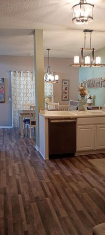 6879 Pine Crest Trail S, Cottage Grove, MN 55016