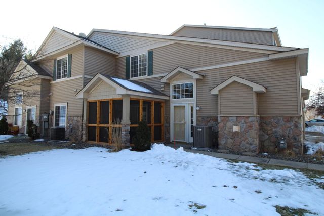 6879 Pine Crest Trail S, Cottage Grove, MN 55016