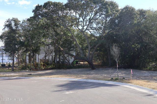 151 Auger Shell Court, Holly Ridge, NC 28445