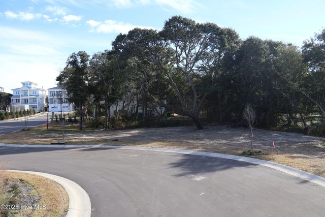 151 Auger Shell Court, Holly Ridge, NC 28445