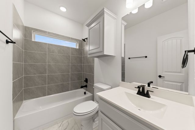 8506 Great Stone Street, Rowlett, TX 75089