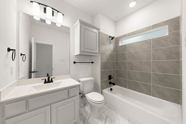 8506 Great Stone Street, Rowlett, TX 75089