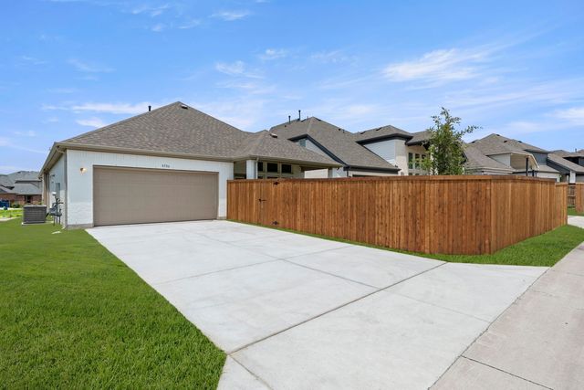 8506 Great Stone Street, Rowlett, TX 75089