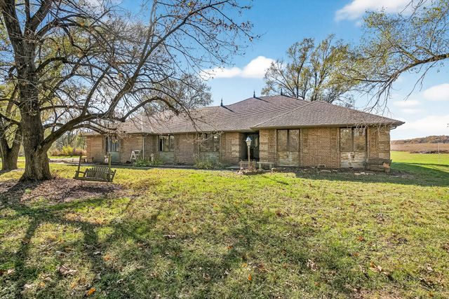 1819 Pleasant Hill Road, Seymour, MO 65746