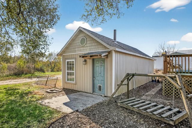 1819 Pleasant Hill Road, Seymour, MO 65746