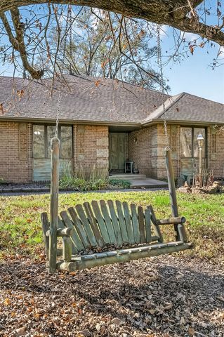 1819 Pleasant Hill Road, Seymour, MO 65746
