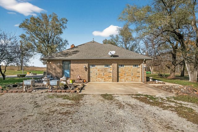 1819 Pleasant Hill Road, Seymour, MO 65746