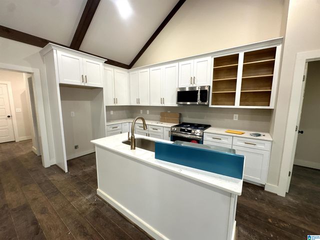 1060 OAK VALLEY DRIVE, Leeds, AL 35094