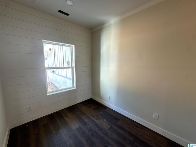 1060 OAK VALLEY DRIVE, Leeds, AL 35094