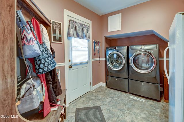 380 N Main Street, Gloversville, NY 12078