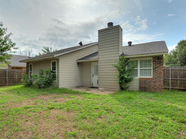 12319 SW 14th Street, Yukon, OK 73099