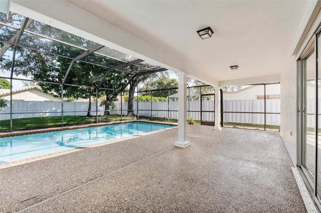 237 NW 92nd Ave, Coral Springs, FL 33071