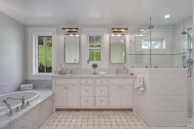 5310 Silverado Trl, Napa, CA 94558