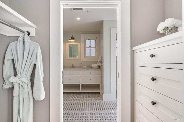 5310 Silverado Trl, Napa, CA 94558