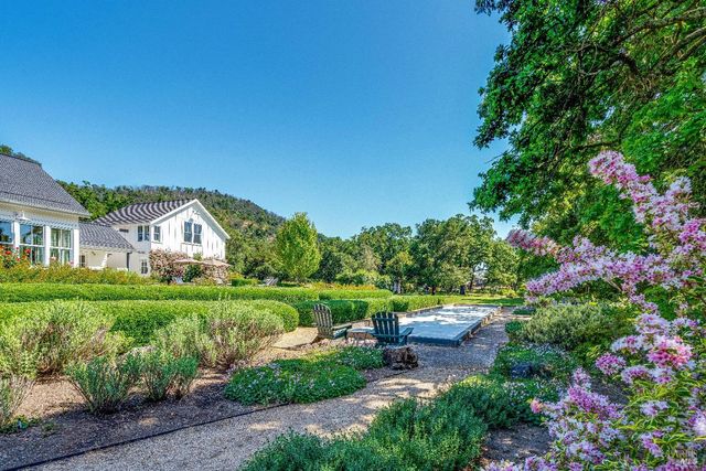 5310 Silverado Trl, Napa, CA 94558