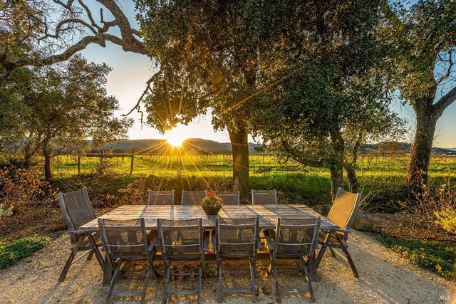 5310 Silverado Trl, Napa, CA 94558