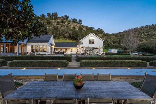 5310 Silverado Trl, Napa, CA 94558