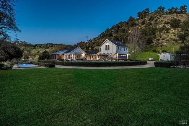 5310 Silverado Trl, Napa, CA 94558