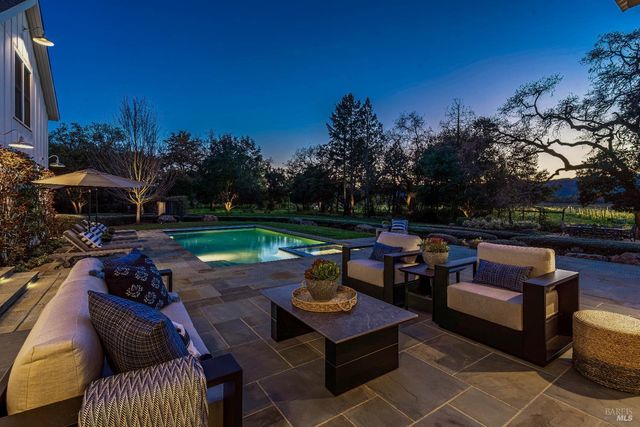 5310 Silverado Trl, Napa, CA 94558