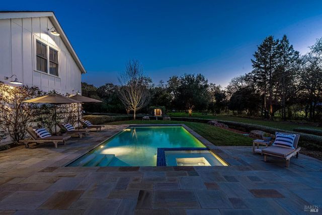 5310 Silverado Trl, Napa, CA 94558