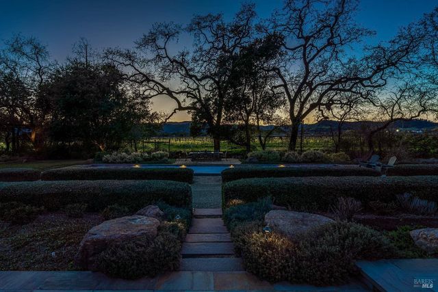 5310 Silverado Trl, Napa, CA 94558