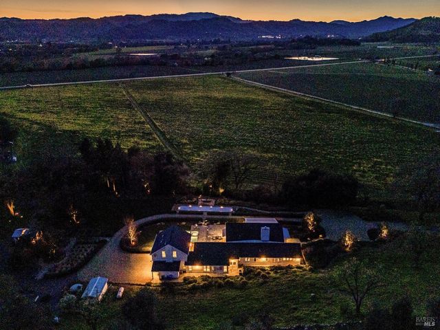 5310 Silverado Trl, Napa, CA 94558