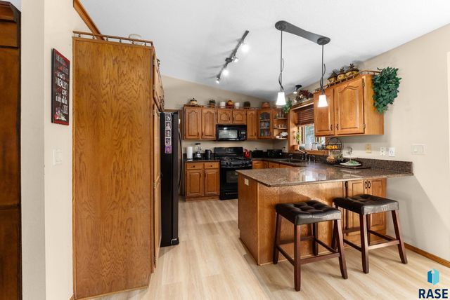 3525 S Matthew Dr Drive, Sioux Falls, SD 57103