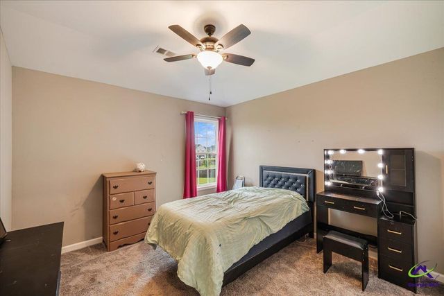 5 star moss Court, Kathleen, GA 31047