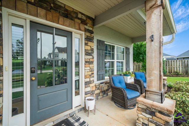 5 star moss Court, Kathleen, GA 31047