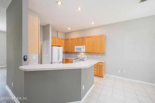 171 ELMWOOD Drive, Jacksonville, FL 32259