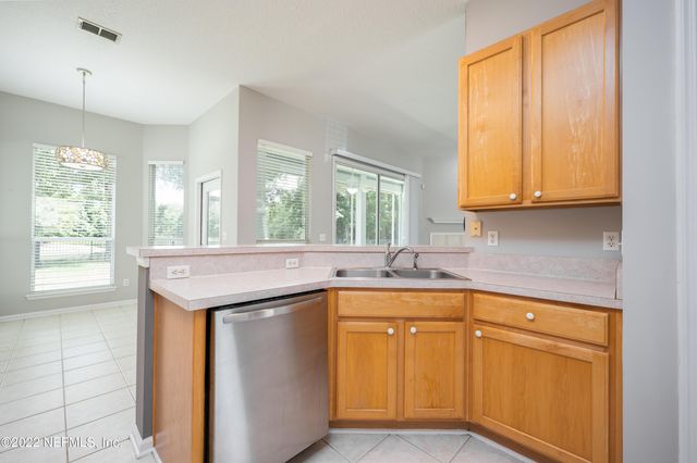 171 ELMWOOD Drive, Jacksonville, FL 32259