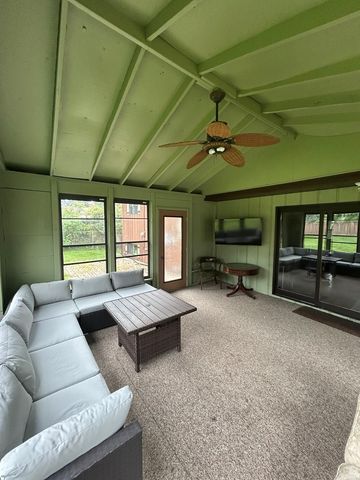 17131 Ozark Avenue, Tinley Park, IL 60477