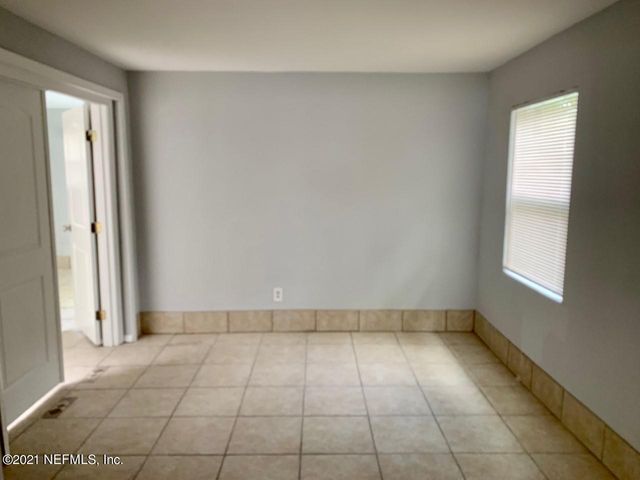 8009 ARBLE Drive, Jacksonville, FL 32211