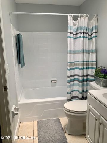 8009 ARBLE Drive, Jacksonville, FL 32211