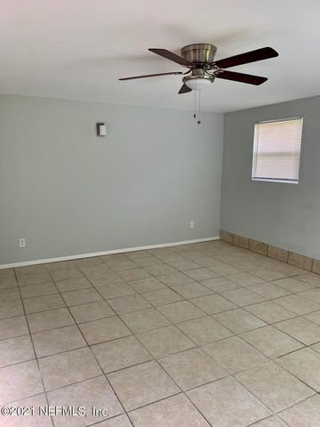 8009 ARBLE Drive, Jacksonville, FL 32211